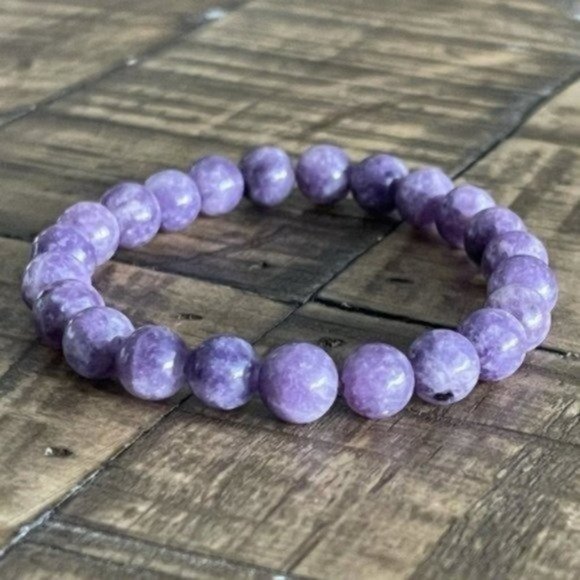 8mm Purple Lepidolite Stretch Bead Bracelet - Picture 3 of 3